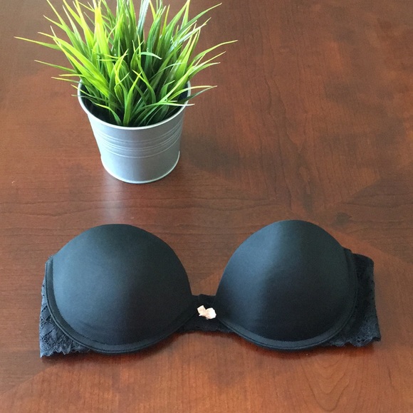 Xhilaration Other - Xhilaration Strapless Black Push-up Bra